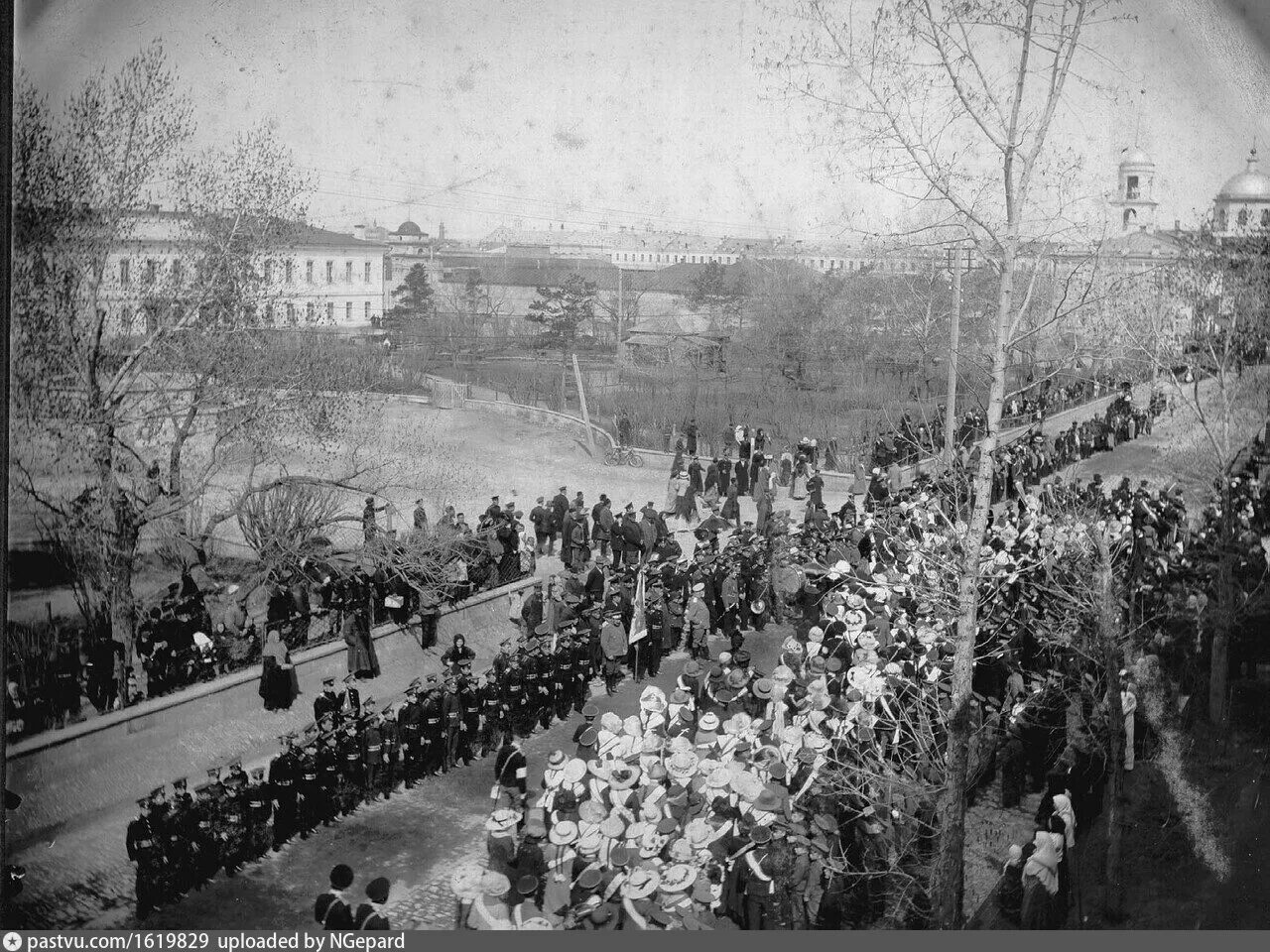 Оренбург 1914 год. Улица Николаевская Оренбург. Оренбургское реальное училище 1914. Ретро Оренбург.