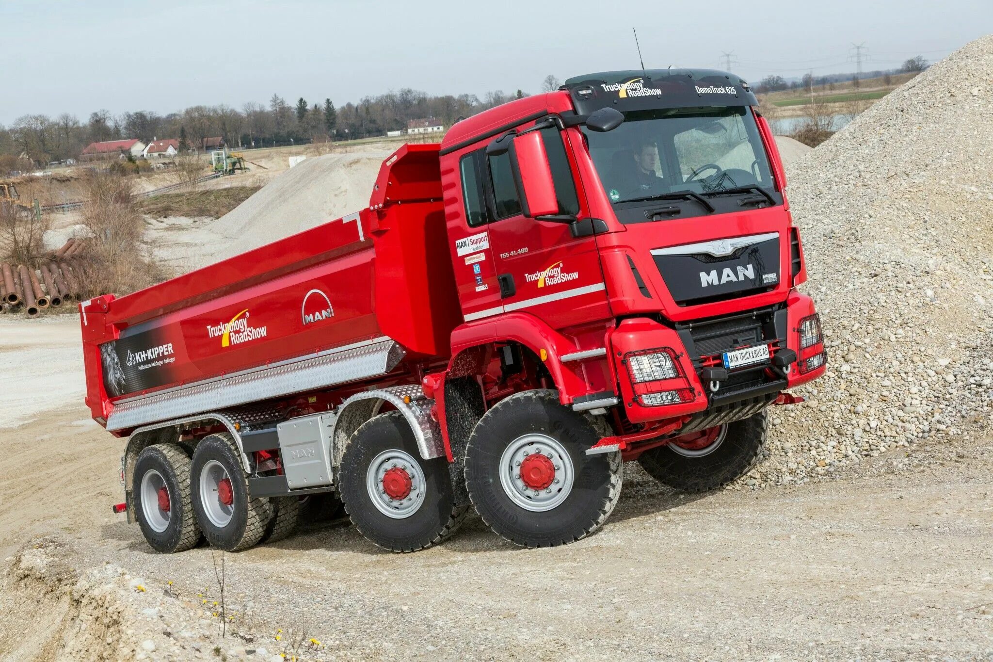 Тюнинг самосвала. Тягач man TGS 41.480 8x8. Man TGS 8x8 самосвал. Ман ТГС 41 480 8х8 самосвал. Ман ТГС 41.440 8/4.