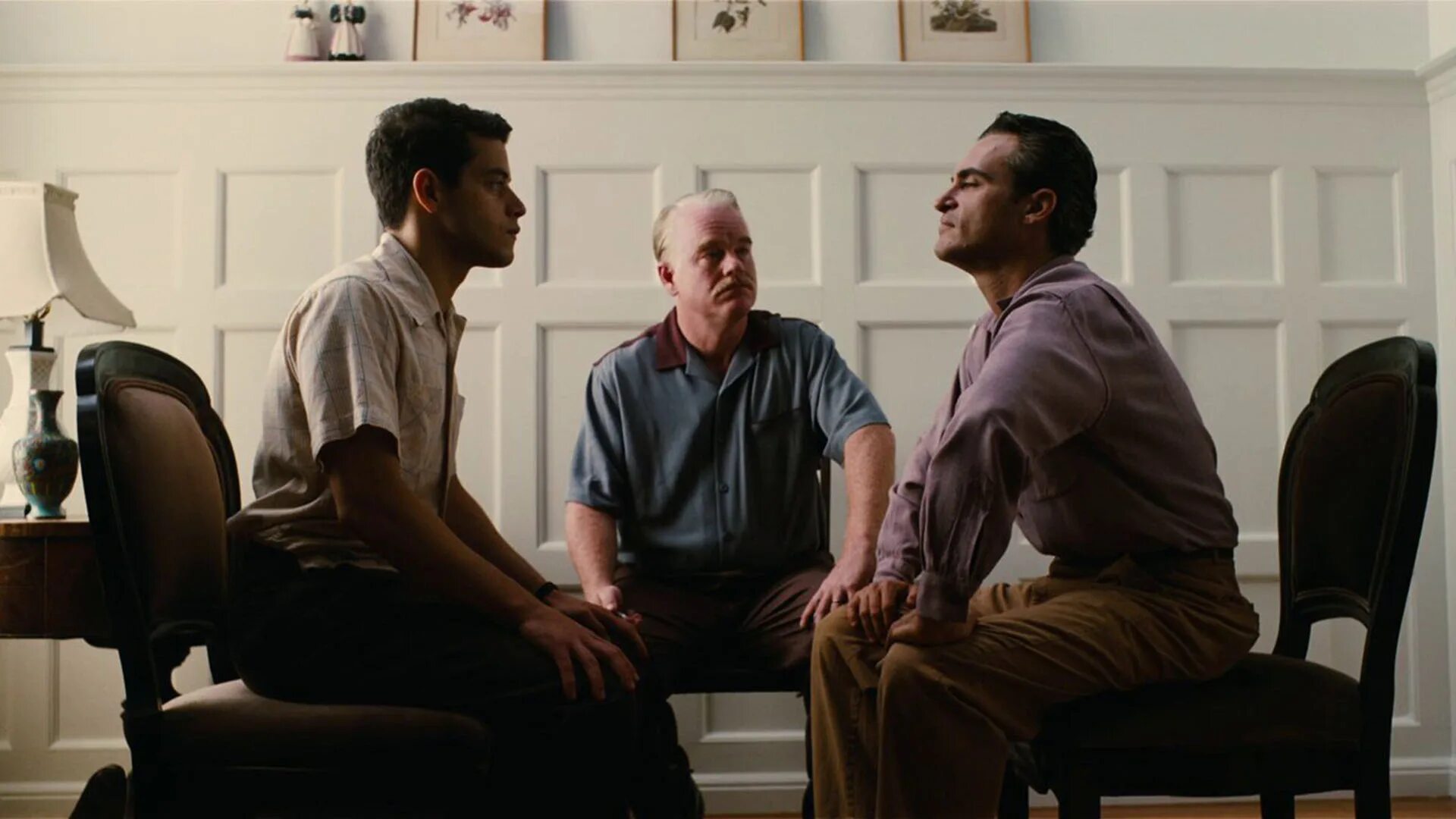 The master 2012. Мастер андерсон. Мастер андерсон. Хоакин феникс мастер кадры. Мастер андерсон.