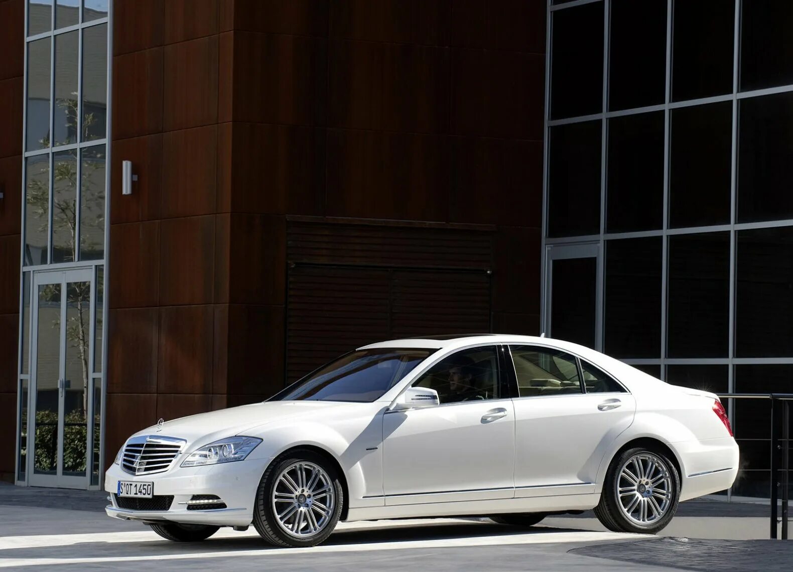 Hybrid 400. Мерседес бенц s400. mercedes benz s400 hybrid. mercedes s400 w221. mercedes benz s-class 400 hybrid.