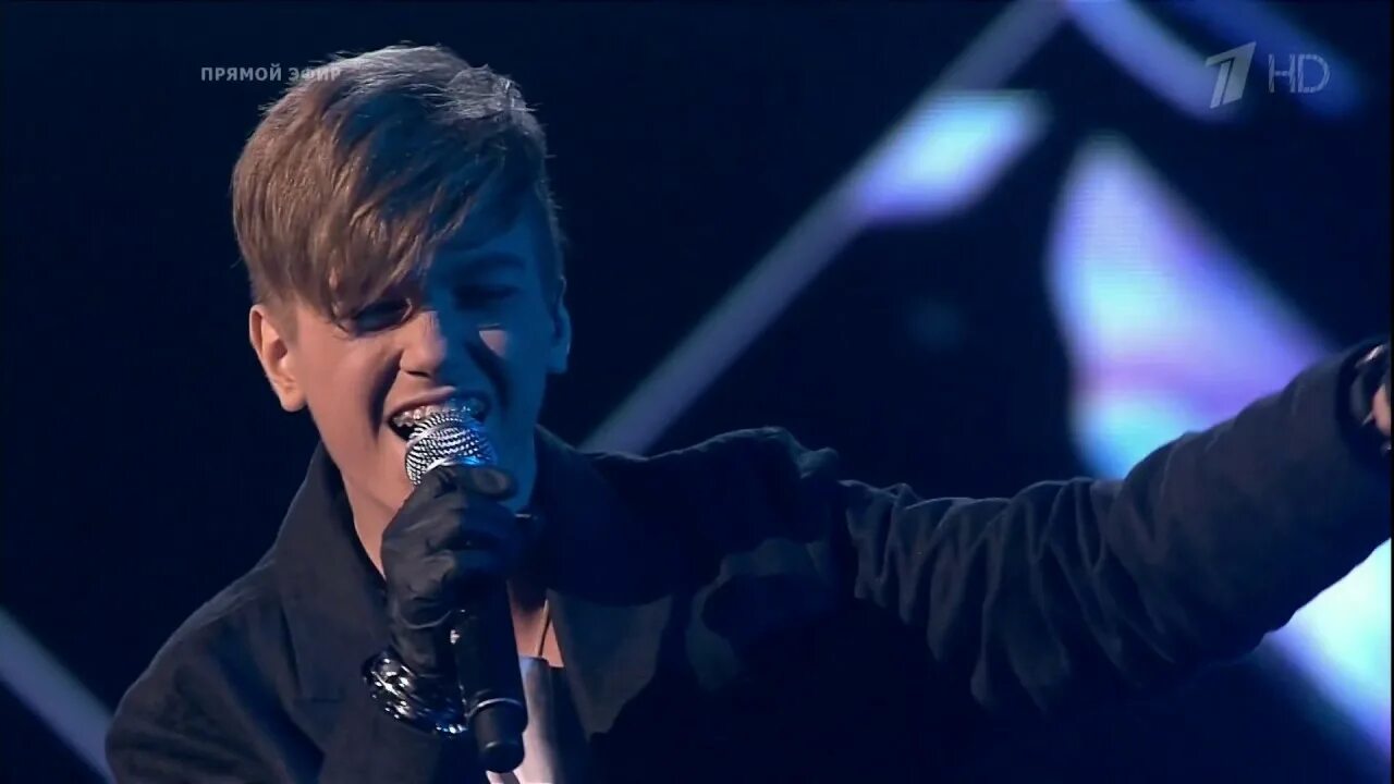 Зеленые глаза ваня кургалин. Ваня кургалин зеленые глаза клип. Ваня кургалин. Зеленые глаза ваня кургалин. Зеленые глаза ваня кургалин.