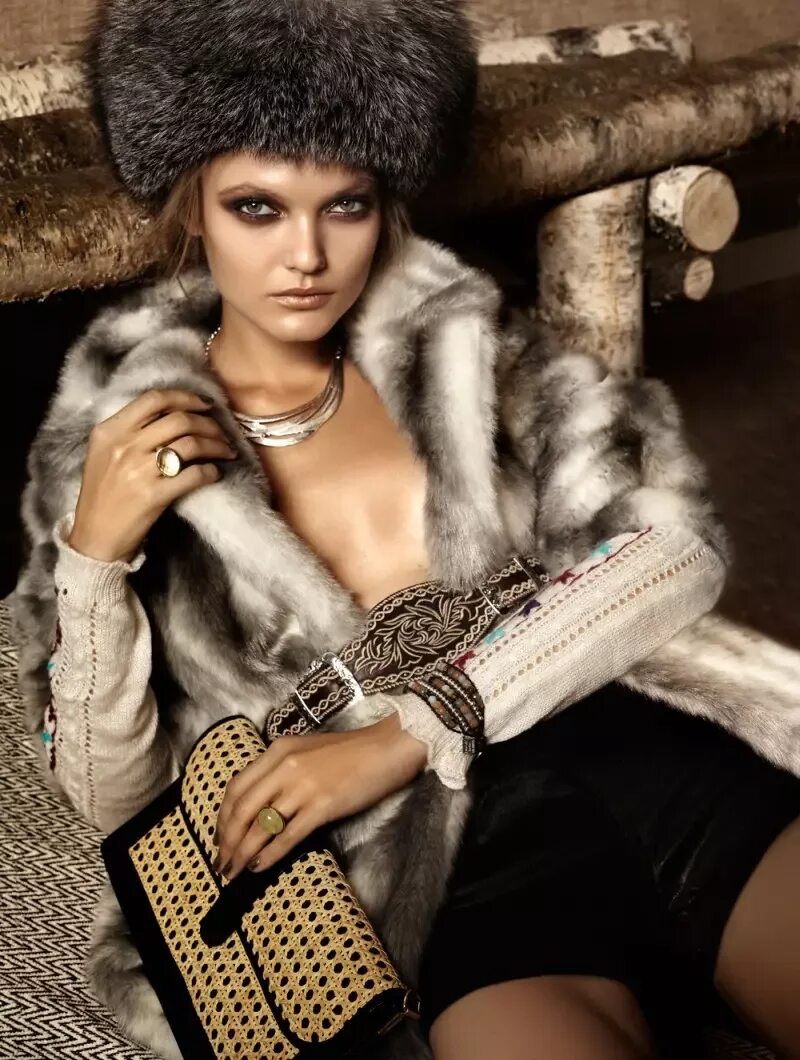 Красавица в мехах. Девушка в мехах. Оксана федорова в шубе. Красавица в мехах. Девушка в мехах.