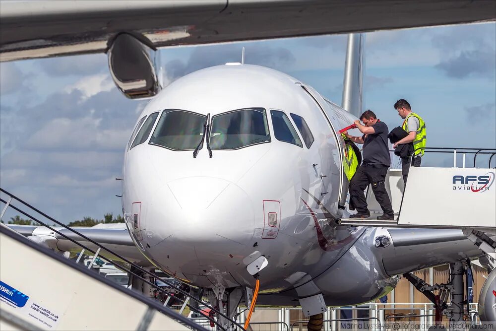 Суперджет последние новости. CITYJET SSJ-100. Superjet CITYJET. Суперджет 89152. Суперджет 3000-2.