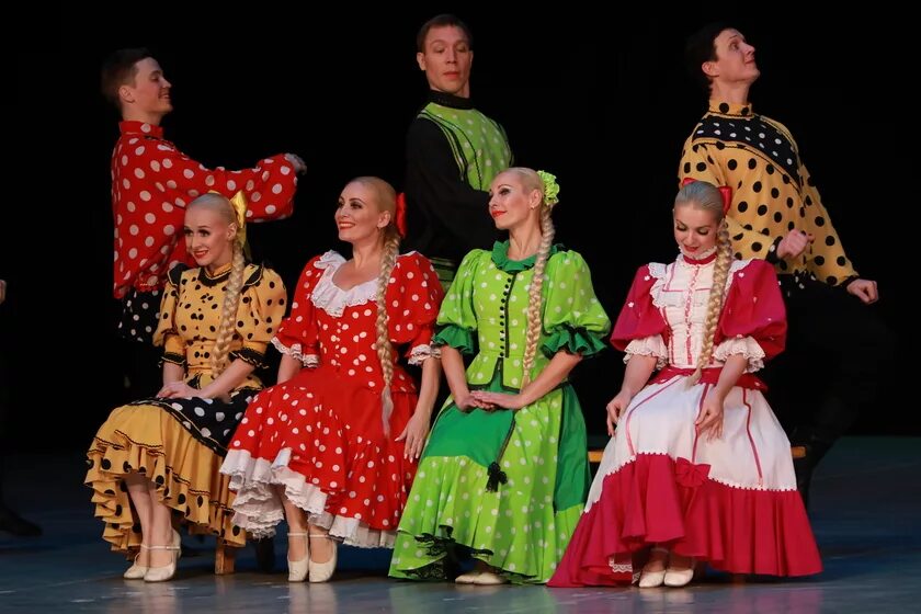ансамбль михаила годенко. михаил годенко сибирь и танцы. михаил ходенко ансамбль. красноярский ансамбль имени годенко. красноярский ансамбль имени годенко.