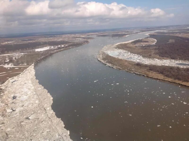 Вода в оби в шелаболихе. Колпашево река Обь. Река Обь в Шелаболихе. Уровень воды село Каргасок река Обь. Каргасок Вертикос.