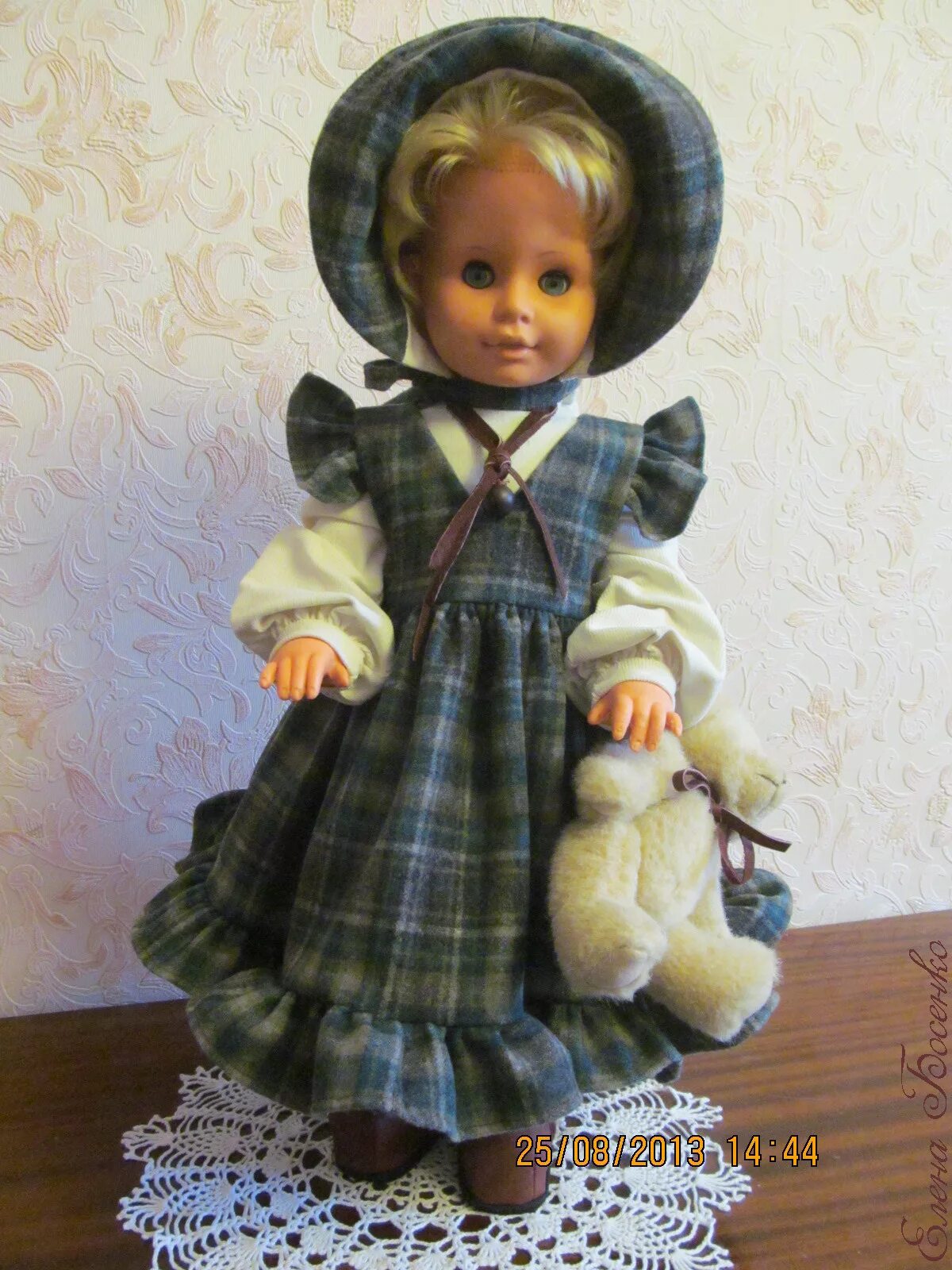 одежда для старой куклы. новая кукла старая кукла. платье для большой куклы. одежда для фарфоровых кукол. наряды для фарфоровых кукол.