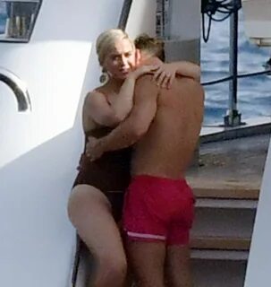 Katy Perry & Orlando Bloom Get the Temperatures Soaring on Their Italian Family 