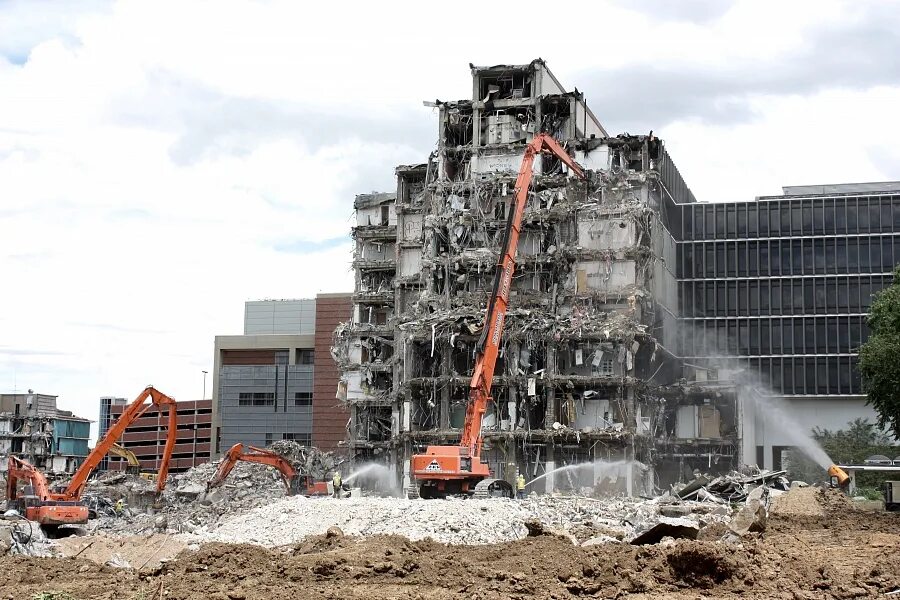 Разрушение зданий. Demolition для демонтаж. демонтаж высотных зданий. разрушение сооружений. демонтаж многоэтажных зданий.