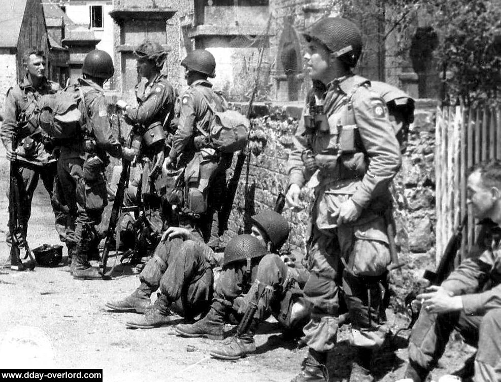 82 я воздушно десантная дивизия. 82-я воздушно-десантная дивизия в нормандии. 101 десантная дивизия сша нормандия. 101 воздушно-десантная дивизия сша 1944. 101 воздушно-десантная дивизия сша ww2.