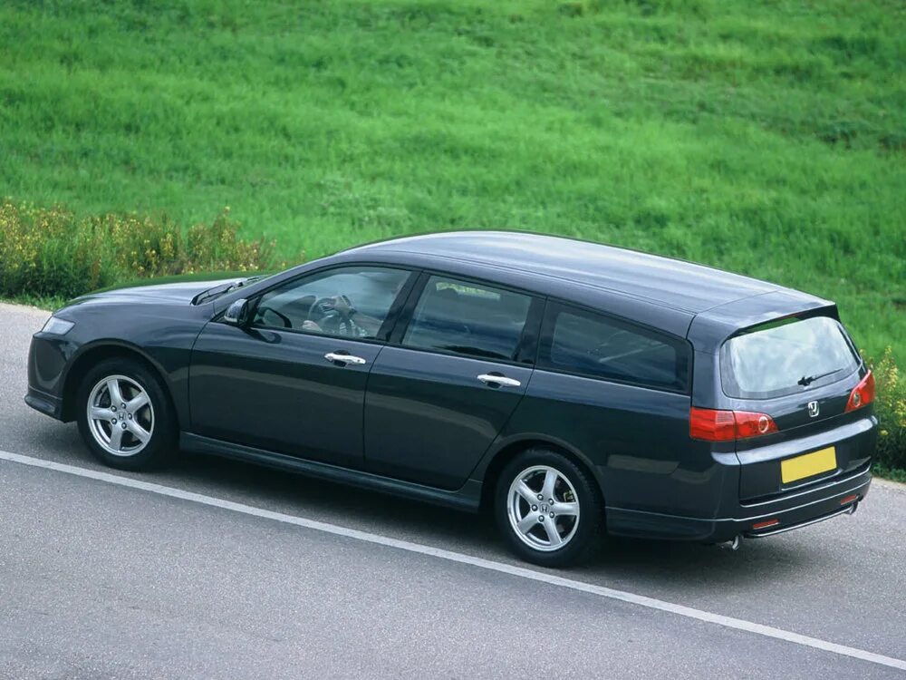 Хонда универсал. Honda Accord 7 универсал. Honda Accord 2003 универсал. Honda Accord 7 Wagon. Honda Accord Wagon 2003.