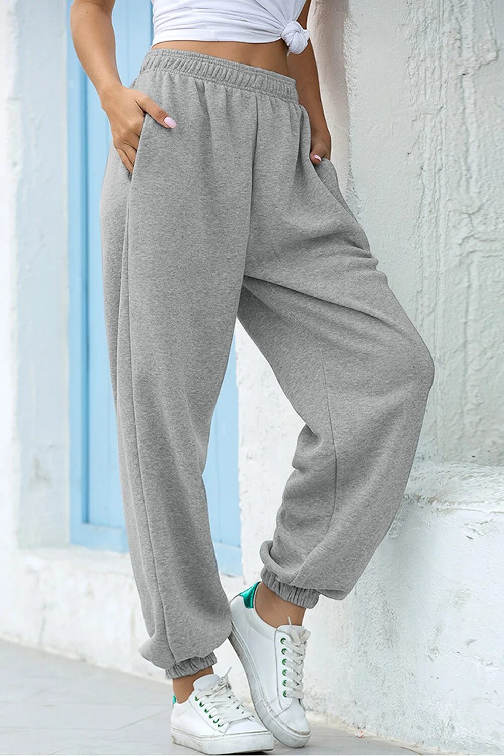 Брюки спортивные женские oodji ультра. Harem pants jogger широкие. Спортивные штаны puma sportswear. Спортивные штаны брюками женские. Спортивные штаны брюками женские.