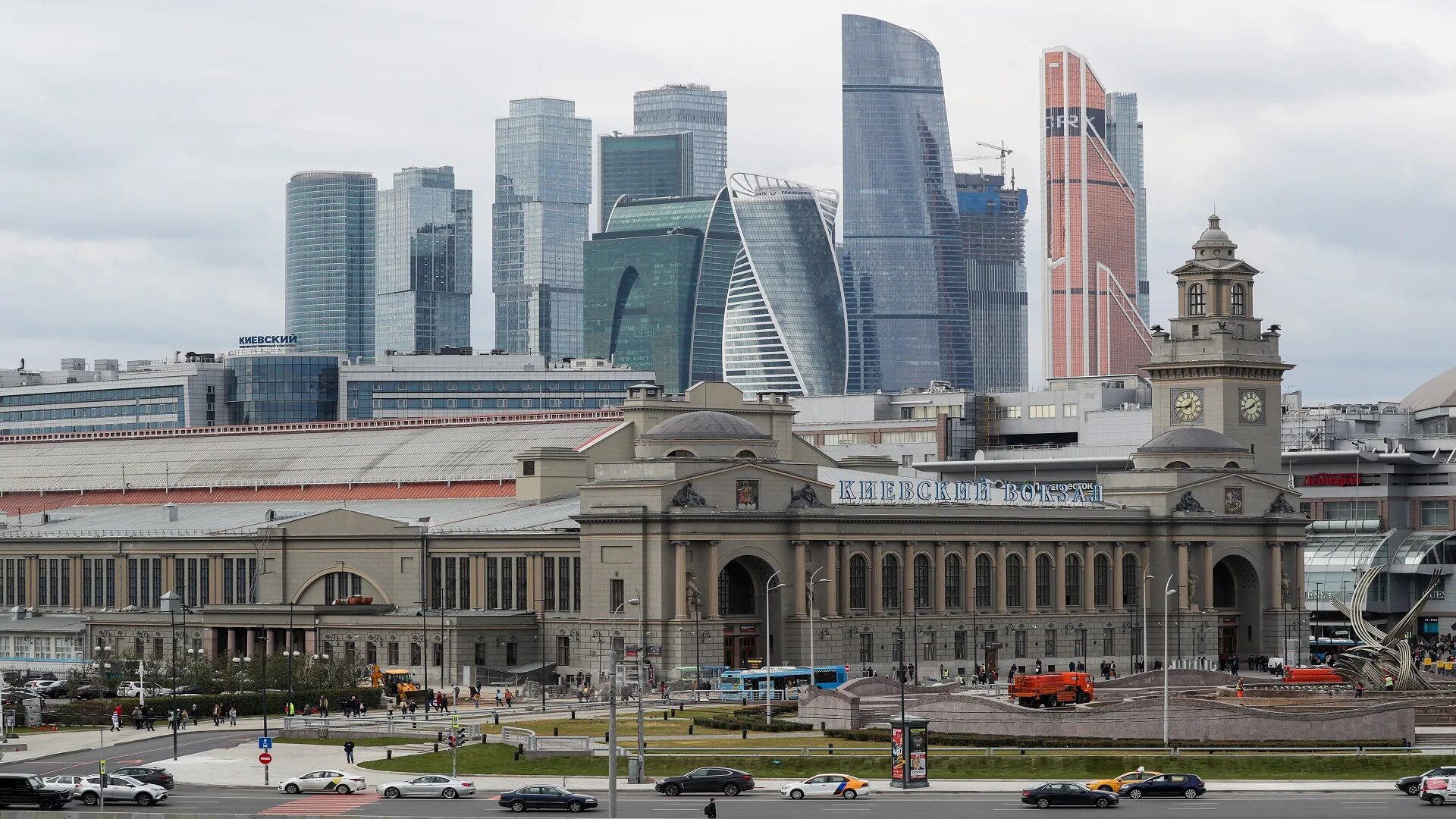 Вокзал тип здания. Станция москва киевский вокзал. киевский жд вокзал москва. киевский вокзал вокзал москвы. киевский вокзал 1895.