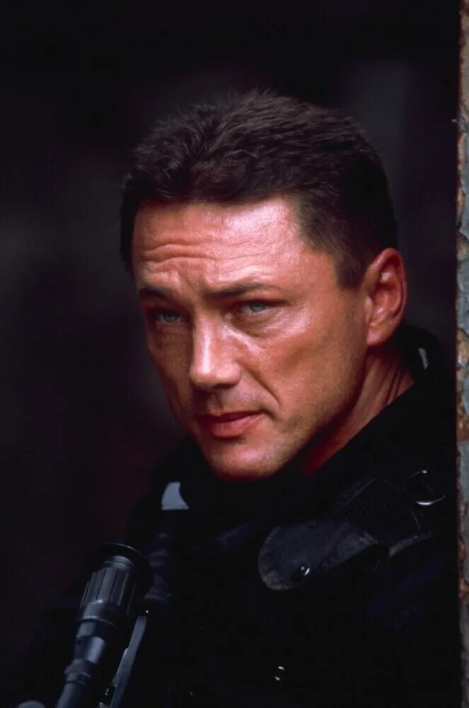 снайпер 2 фильм 2002. снайпер фильм 1993. том беренджер снайпер 2. снайпер 2005 фильм. снайпер 2 фильм 2002.