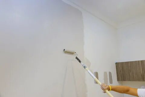 Крашенная известью стена