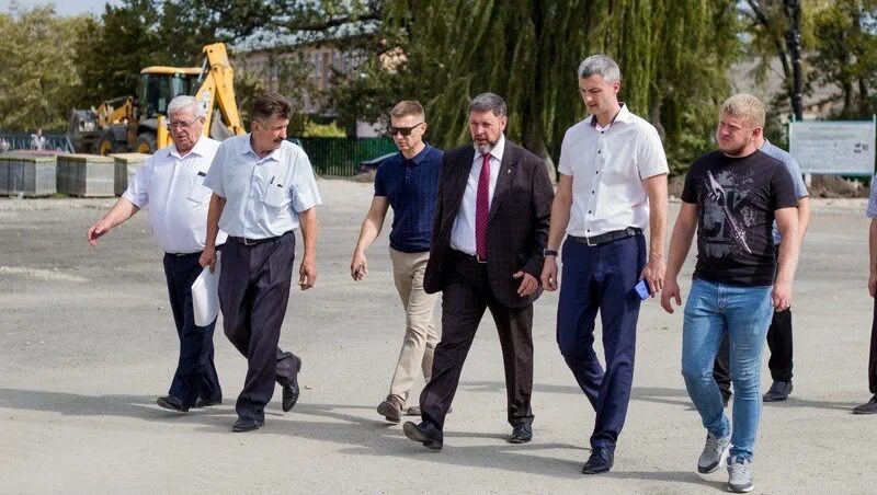 Кто приехал в ставрополь сегодня из руководства. Министр жкх ставропольского края рябикин. министр жкх ставрополь. приезд чайки на ставрополье. визит чайки в ставрополь.