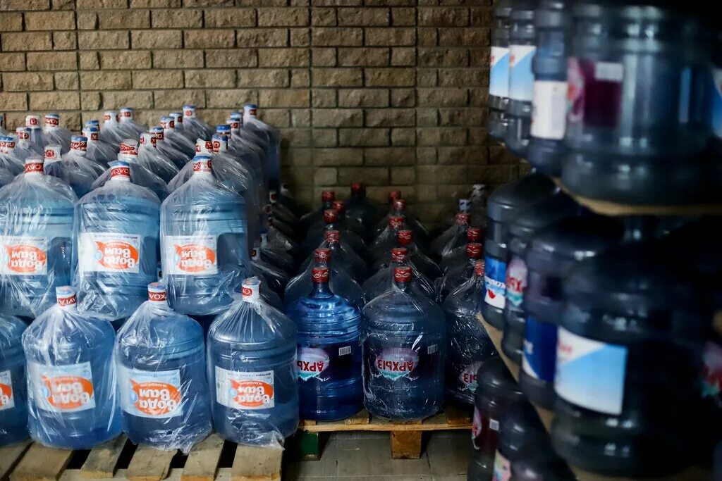 водан ухта. вода митропольская. вода водан ухта. питьевая вода в челябинске. вода водан ухта.