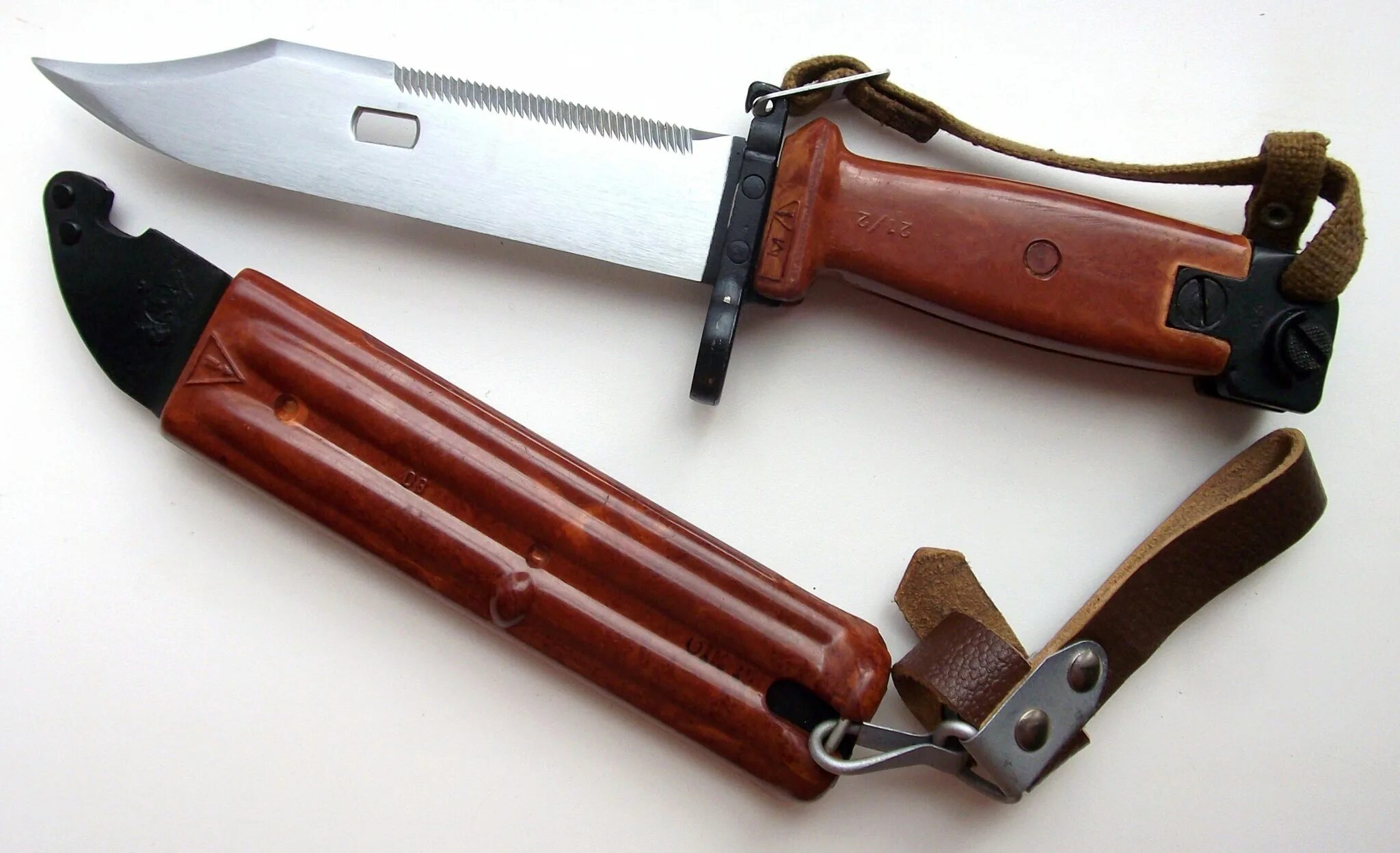 Штык-нож ак-47. Штык нож 6x4. Штык нож ремингтон. Штык ак 6х3 боевой. Штык свт-40.