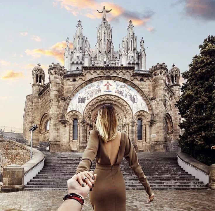Перевод текста follow me follow me