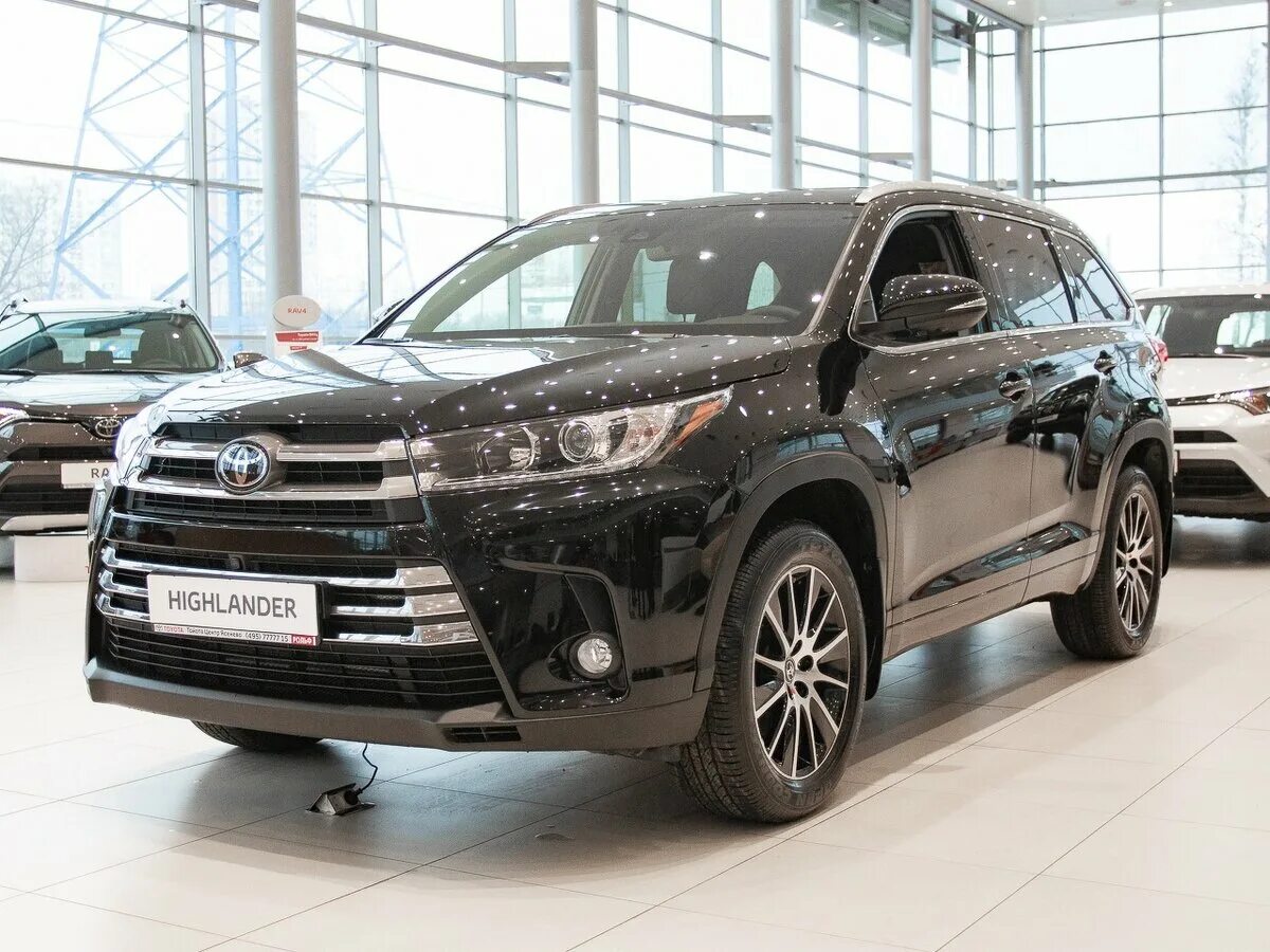Тойота хайлендер 3. Тойота хайлендер в москве новые. Highlander toyota highlander. Тойота хайлендер в6. Toyota highlander 2019.