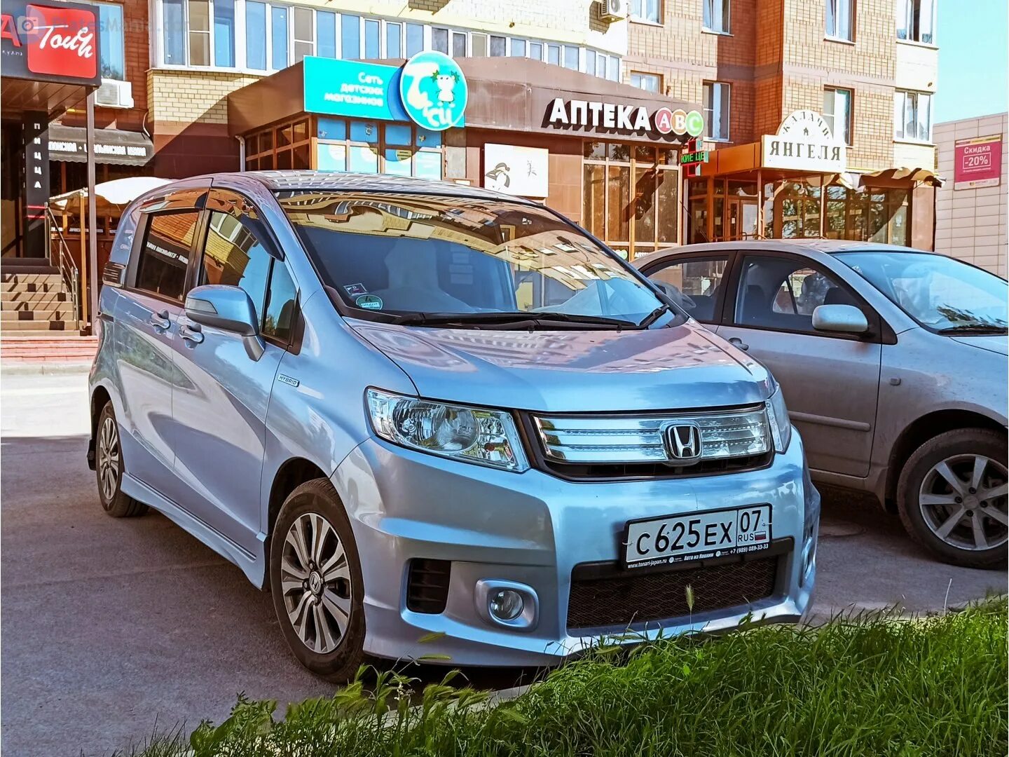 Honda freed. Фрид Спайк. Honda freed Spike gb3. Honda freed Spike 2017.