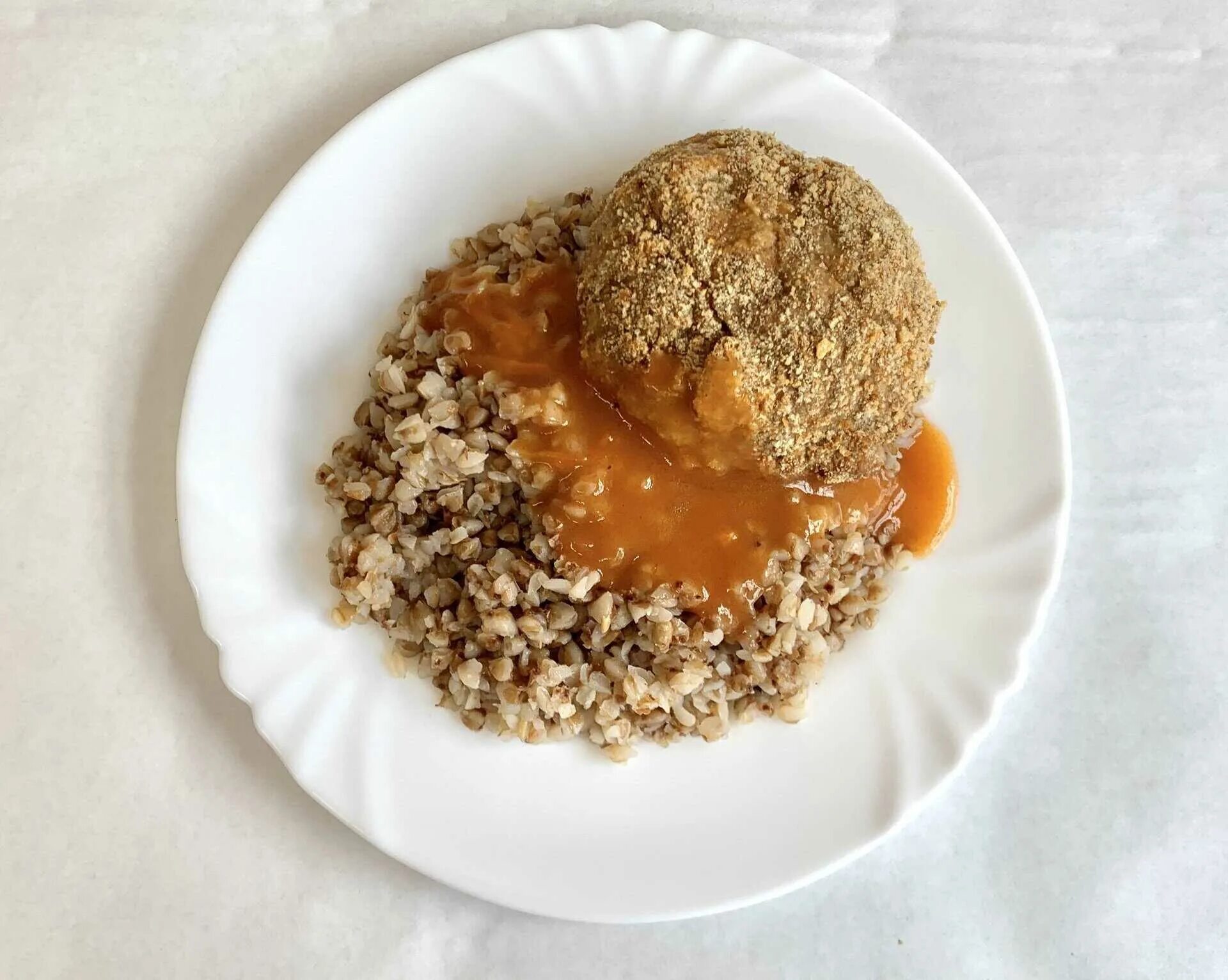 Пшеничная каша с мясом. Каша 19 век. Армейская пшеничная каша. Гречка с куриной котлетой. Каша рисовая, гречневая, пшённая.