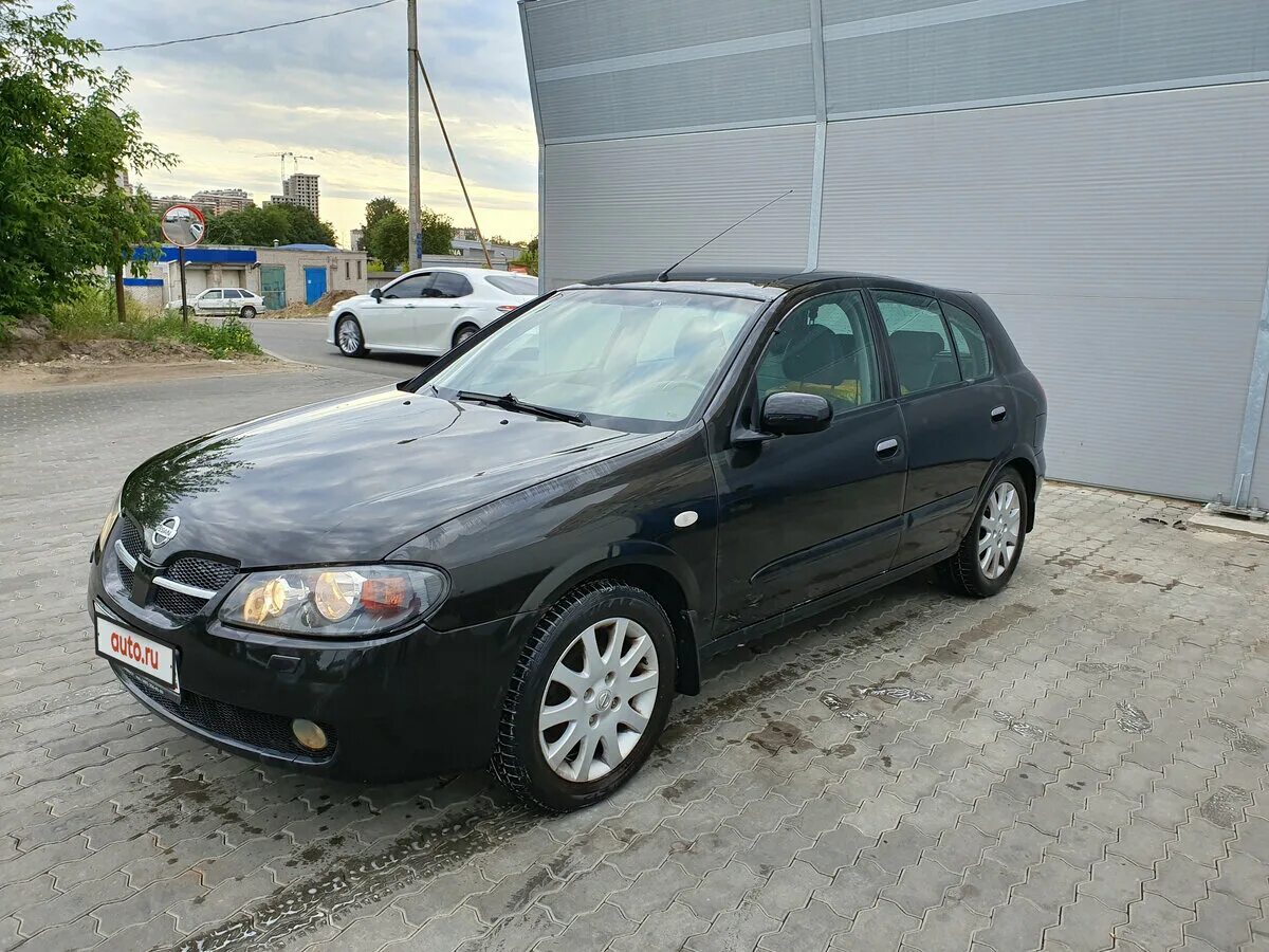 Ниссан 2005 г. Nissan Almera 2005. Nissan n16 2005. Ниссан Альмера хэтчбек 2005. Nissan Almera n16 2005 хэтчбек.