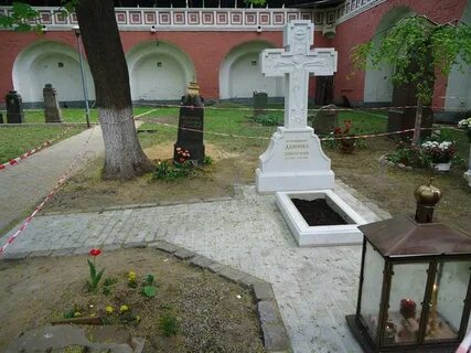 Могилы старцев