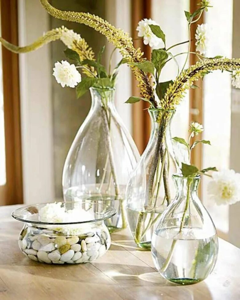 Интерьерные вазы. Вазочки для декора. Стеклянные вазы для декора. Вазочки с цветами для интерьера.