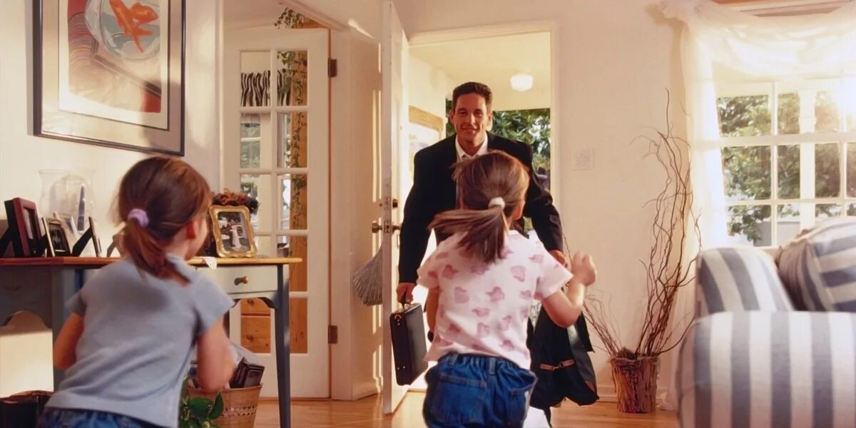 Встречаем папу с работы. Встретить маму с работы. Рисунок 1 день из жизни мамы. И я помогаю рассказ. Родители хвалят ребенка.