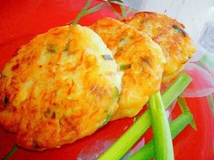 Оладьи с капустой сыром яйцами