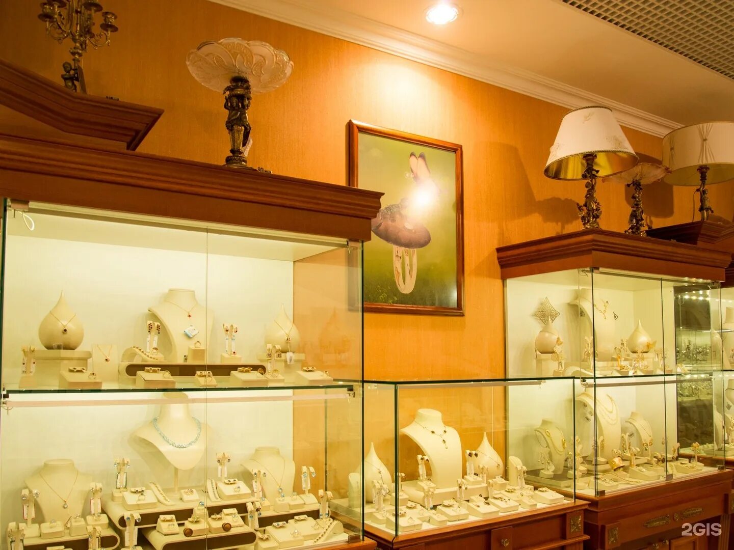 Кольцо кутюр. Кольцо artauro 1633-2_au_16. Магазин ларец нижний ломов. Ювелирный магазин ларец. Золотой ларец астрахань магазин.