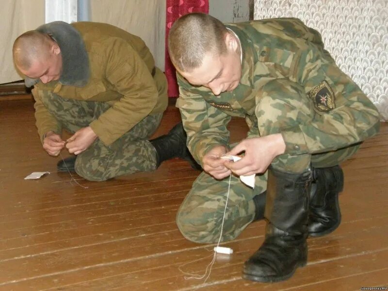 Как пришить воротничок на военную форму. Подшивка военной формы. подворотничок армейский. армейская подшивка на воротник.