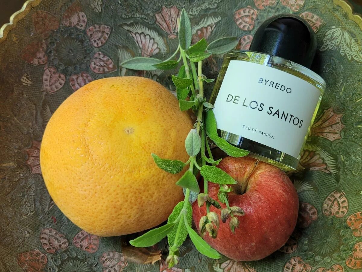 Byredo de los. Де лос сантос байредо. духи byredo sundazed. новый аромат байредо. парфюмерия с амброксаном.