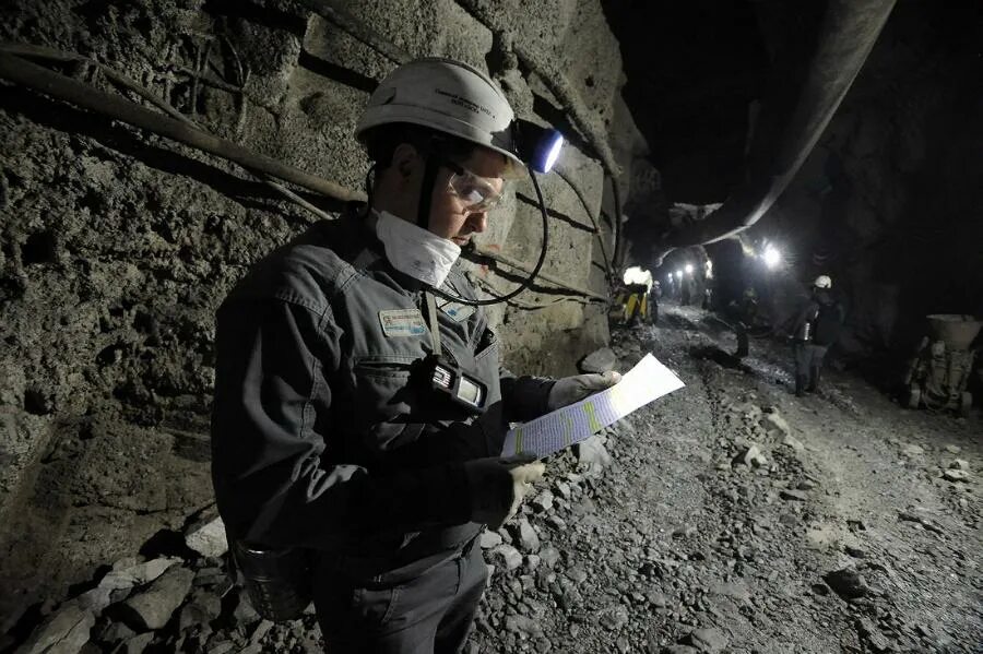 Штольня угольной шахты. Сармановский медный рудник татарстан. Рудник 11. Урановый рудник нью мексико. Медный рудник в сарманово.