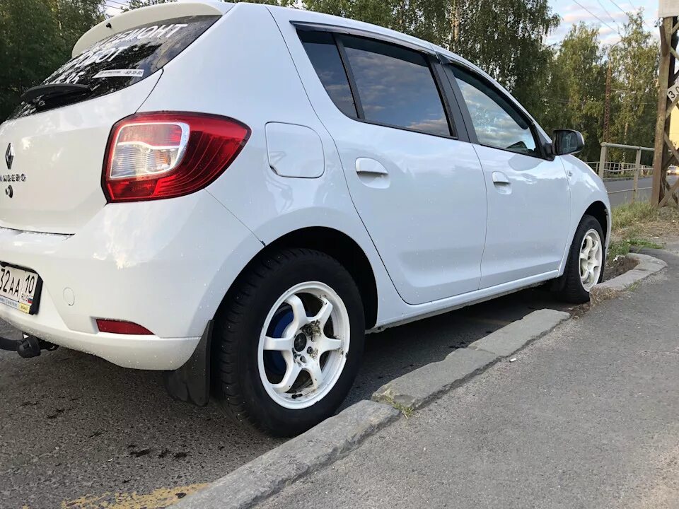 Renault sandero stepway диски 16. Диски кик samara sandero stepway. Диски renault sandero stepway r15. Диски renault sandero stepway r16. Литые диск сандеро 2.