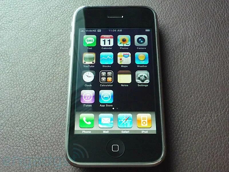 Купить новый старый айфон. Iphone 3g. Айфон 3. Айфон 1 2 3. Iphone 3g фото.