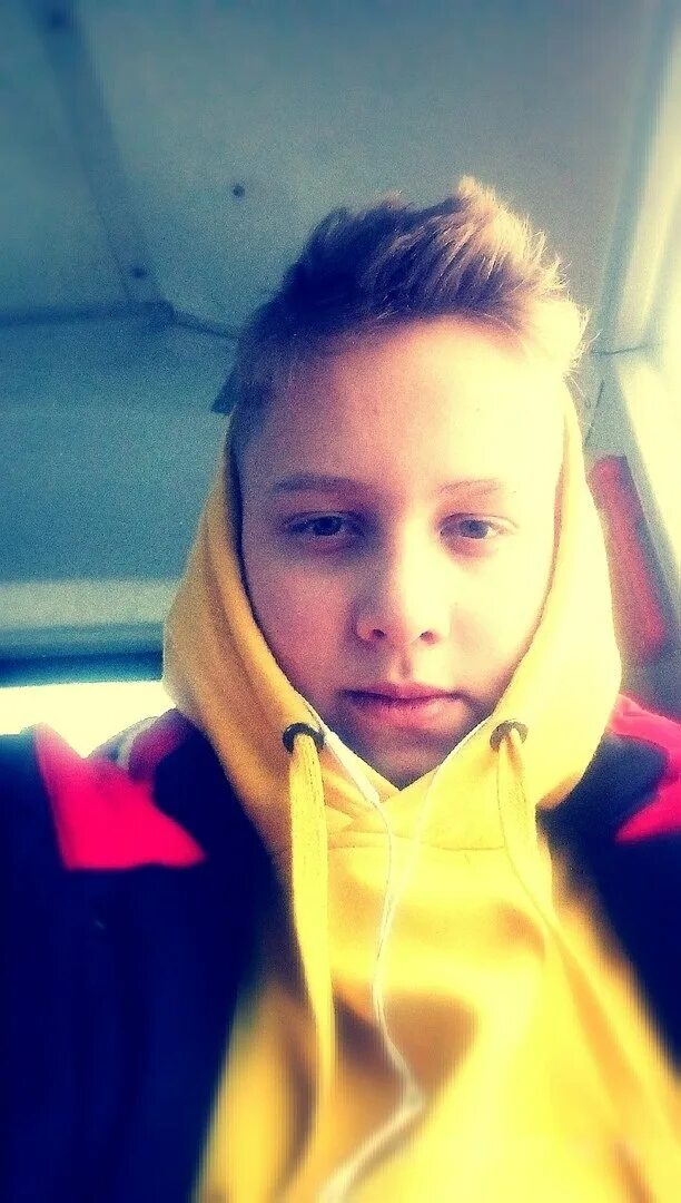 Владимир мулярчик. Марк колесников. Красивые парни 13-14 лет. Шульгин тимофей. Парень 14 лет дома.