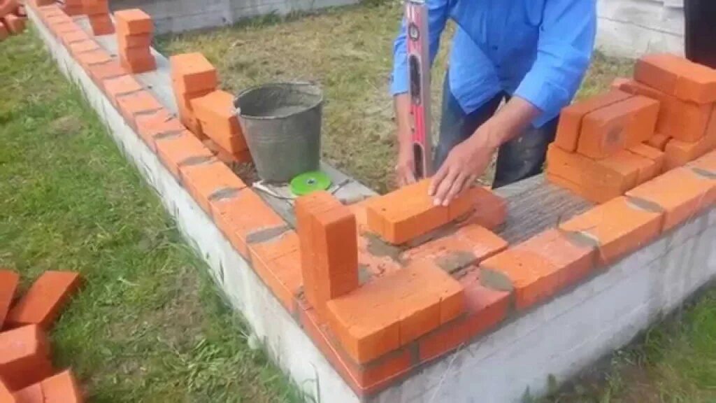 Как правильно сделать кирпичный