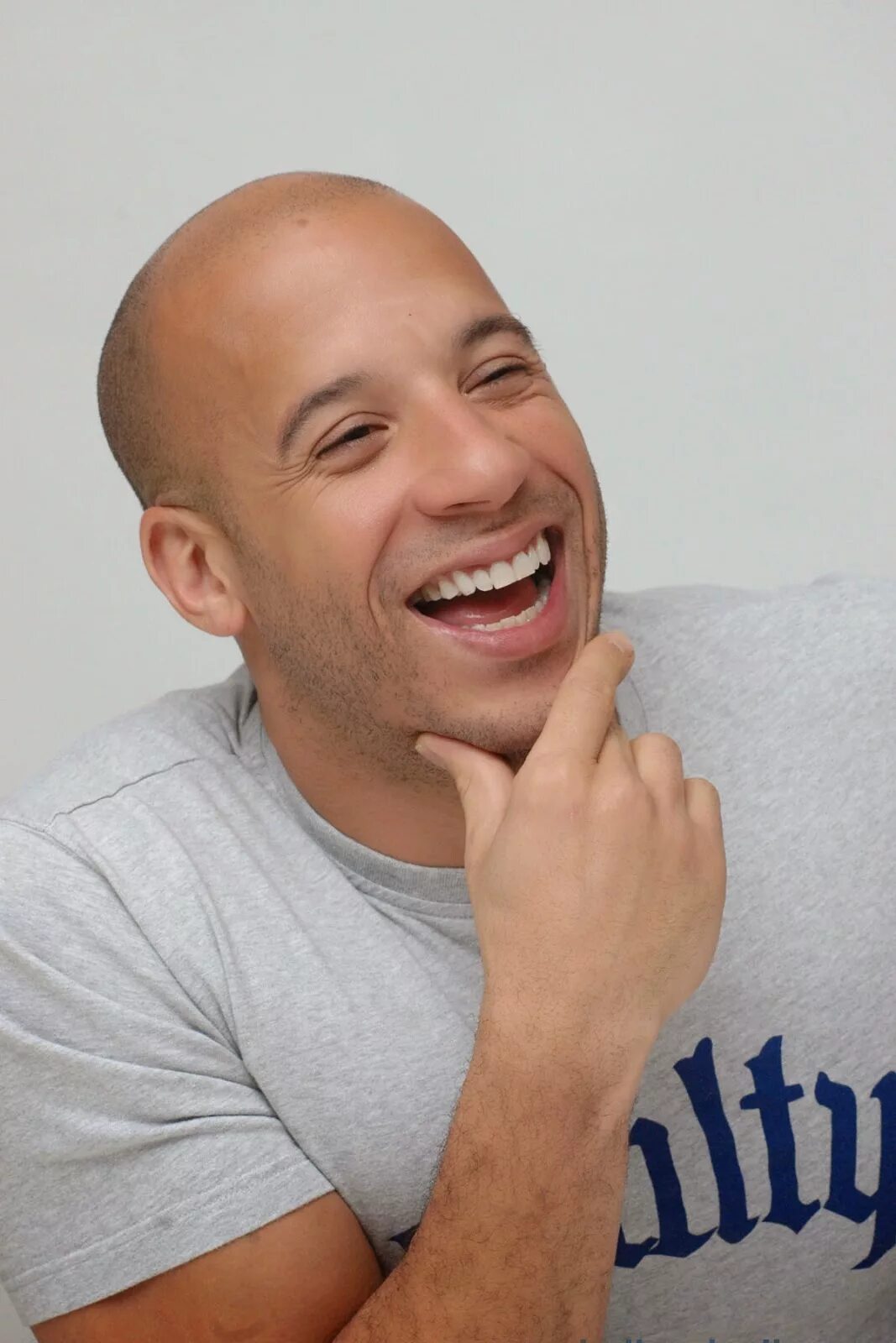 Вин дизель это. Виндизель. VIN Diesel. Вин дизель актер. Вин дизель фото.