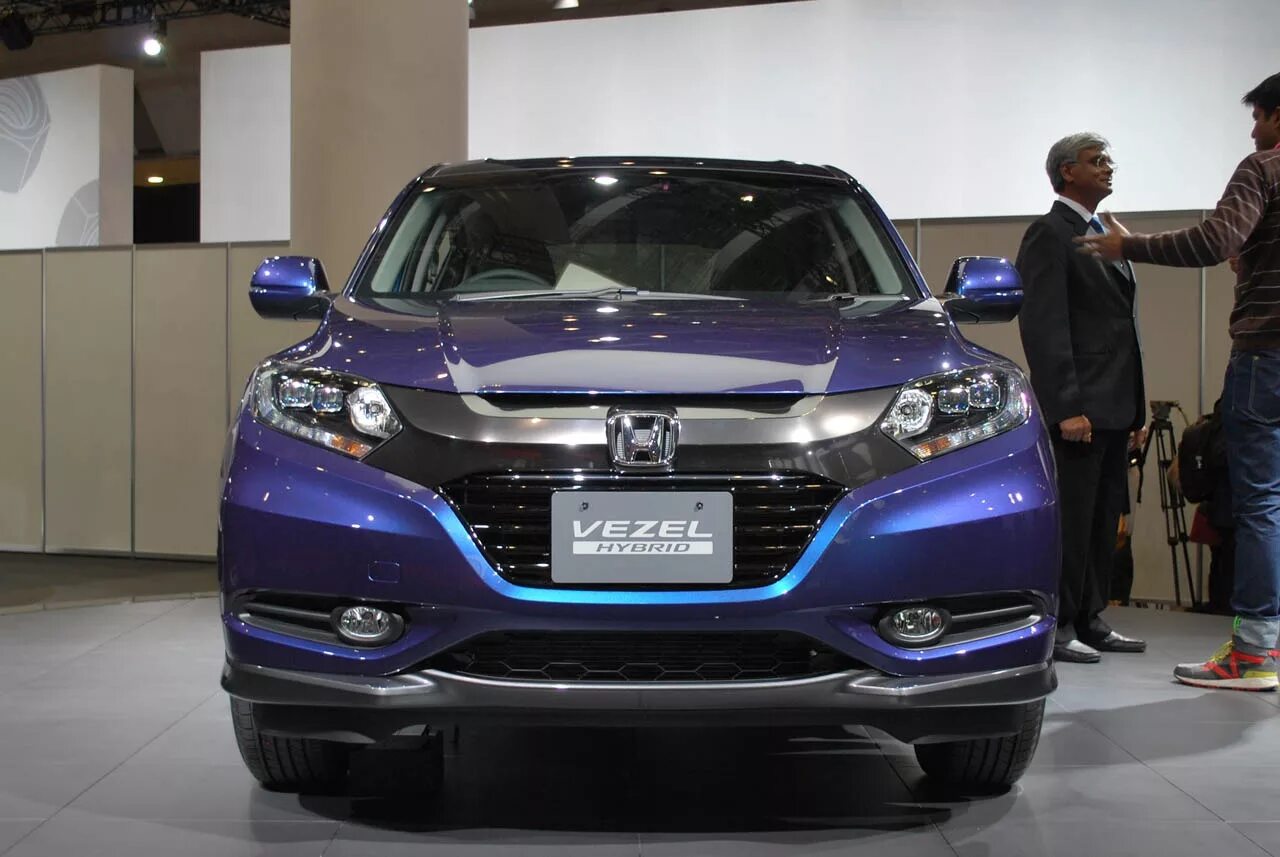 Купить везел во владивостоке. Honda Vezel 2013. Honda Vezel i 2013. Honda Vezel 2014. Honda Vezel 2014 XL.