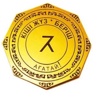 Догги стиліндегі кеуделері салбыраған жалаңаш қыздардың суреттері