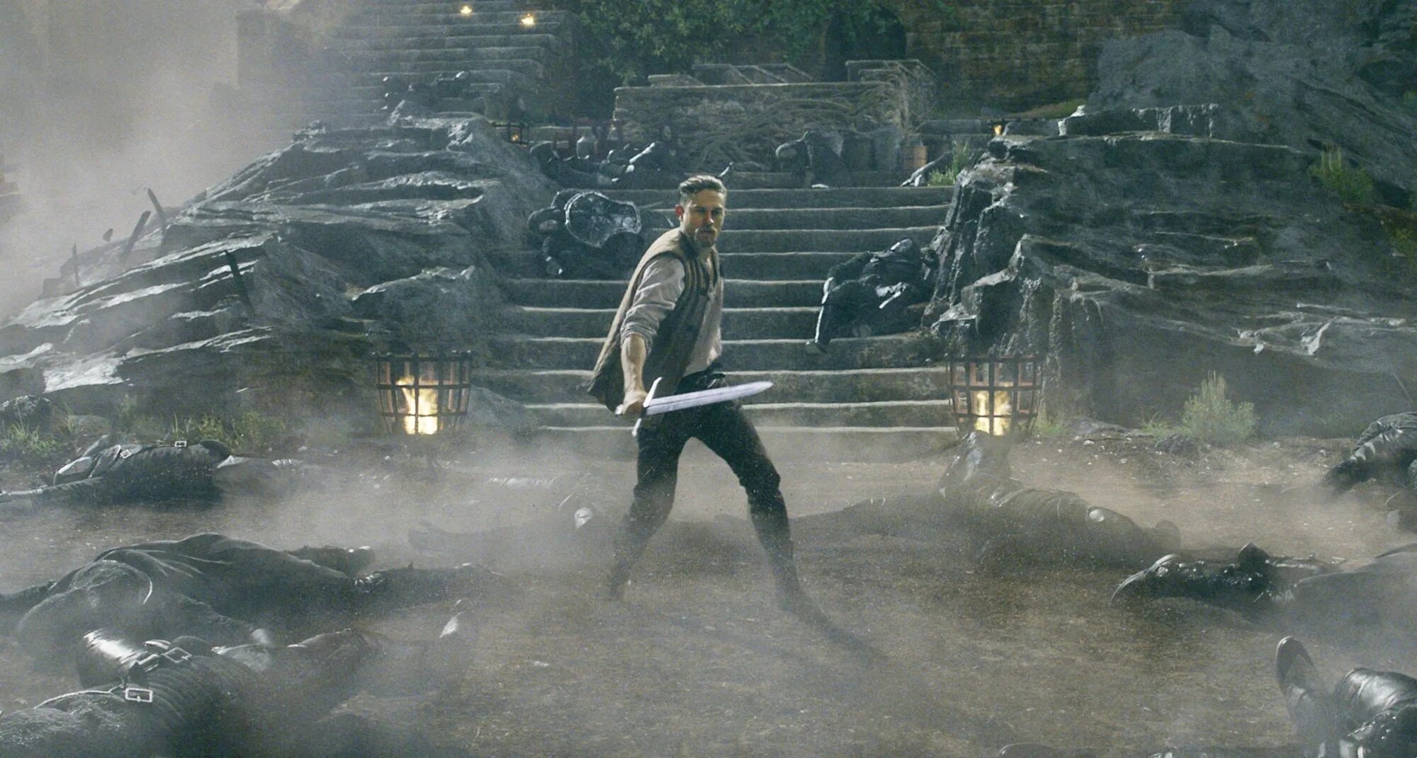 King arthur legend of the sword. Меч короля артура гай ричи. Меч короля артура фильм 2017. King arthur legend of the sword. Легенда короля артура гай ричи.