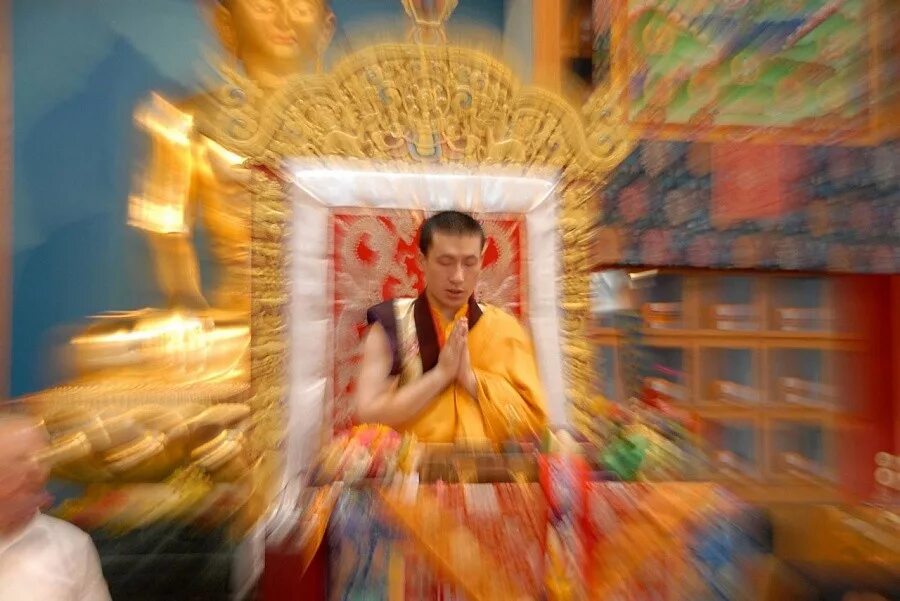 Ламы карма Кагью. Буддизм алмазного пути традиции карма Кагью. Джигме Ринпоче карма Кагью. Карма Кагью медитация.