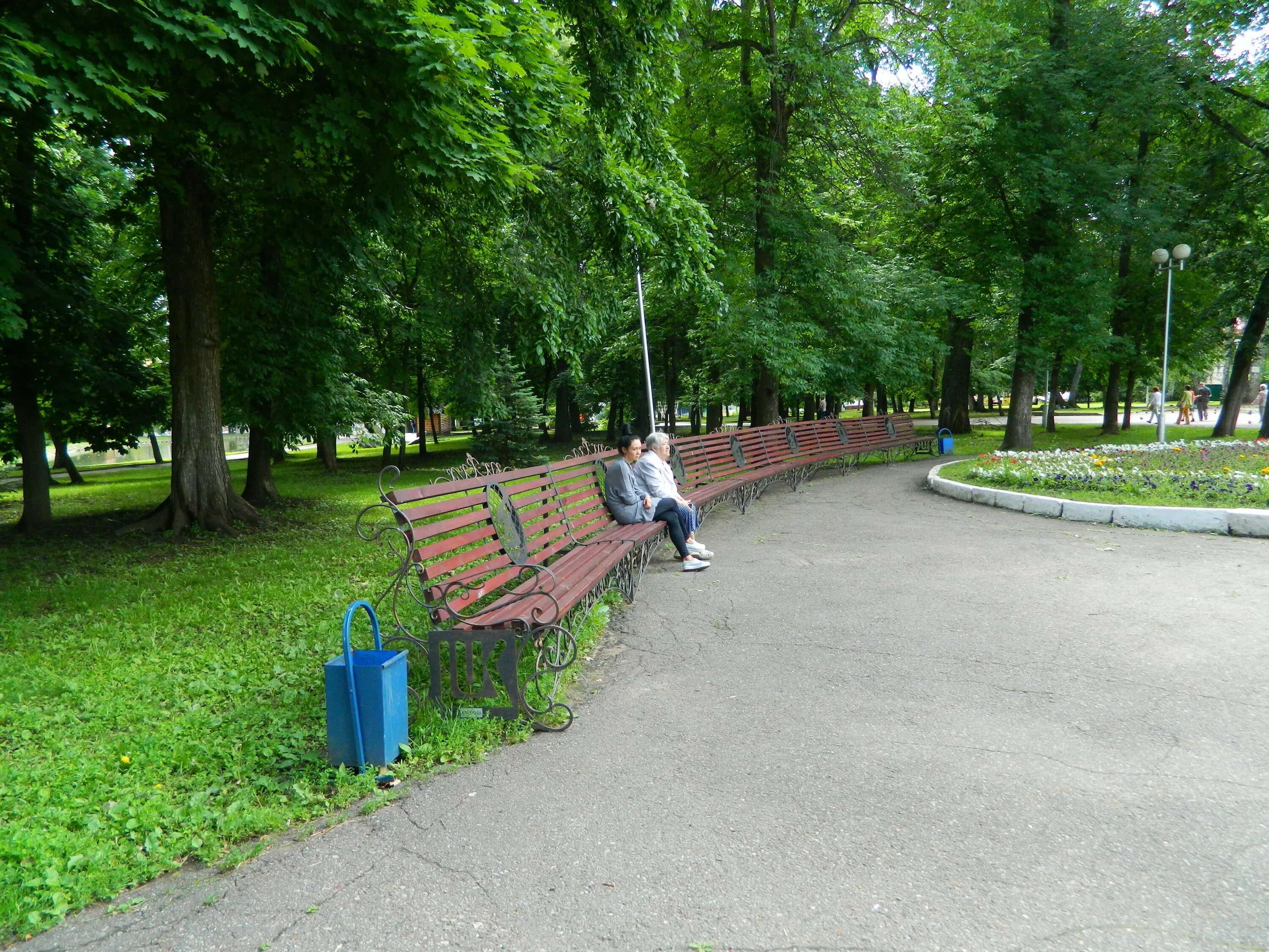 Сад имени Аксакова. Парк имени Аксакова в Уфе. Аксаковский сад в Уфе. Сквер Аксакова Уфа.