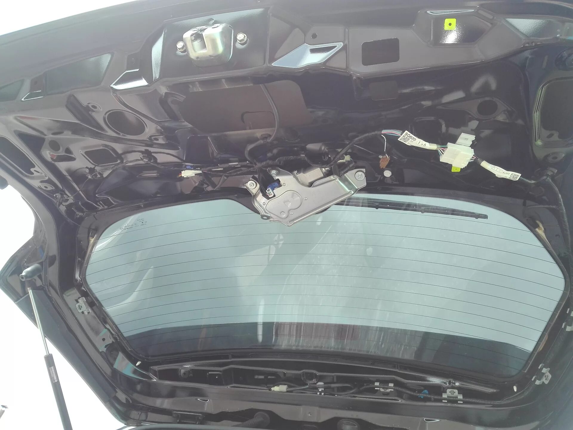 Как снять обшивку двери субару форестер sh Купить Subaru 94266SA060 Накладка Пластиковая для Subaru Forester. Цены, быстрая