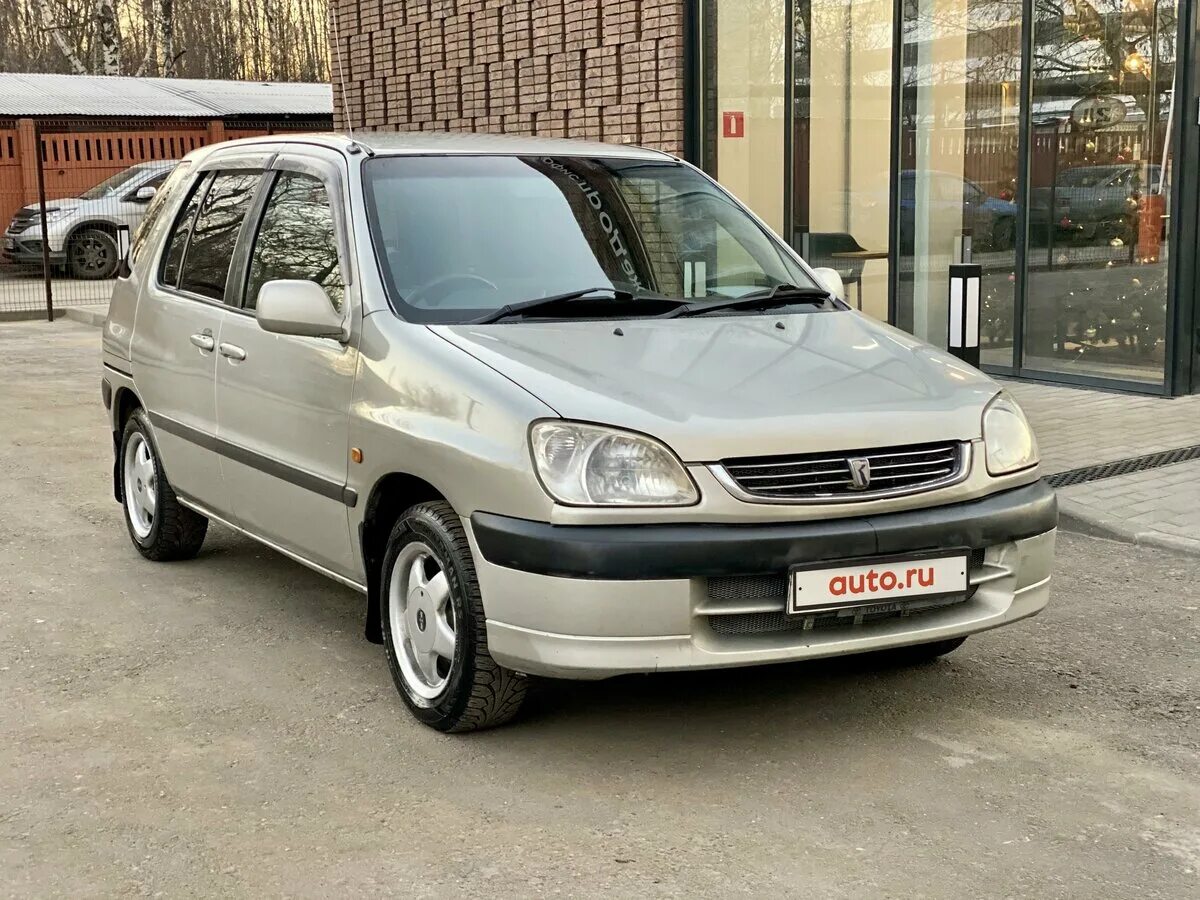 тойота раум 2001 года. Toyota 2001 raum mpv. Toyota raum 2001. Toyota raum 2001 года. тойота раум 2001 года.