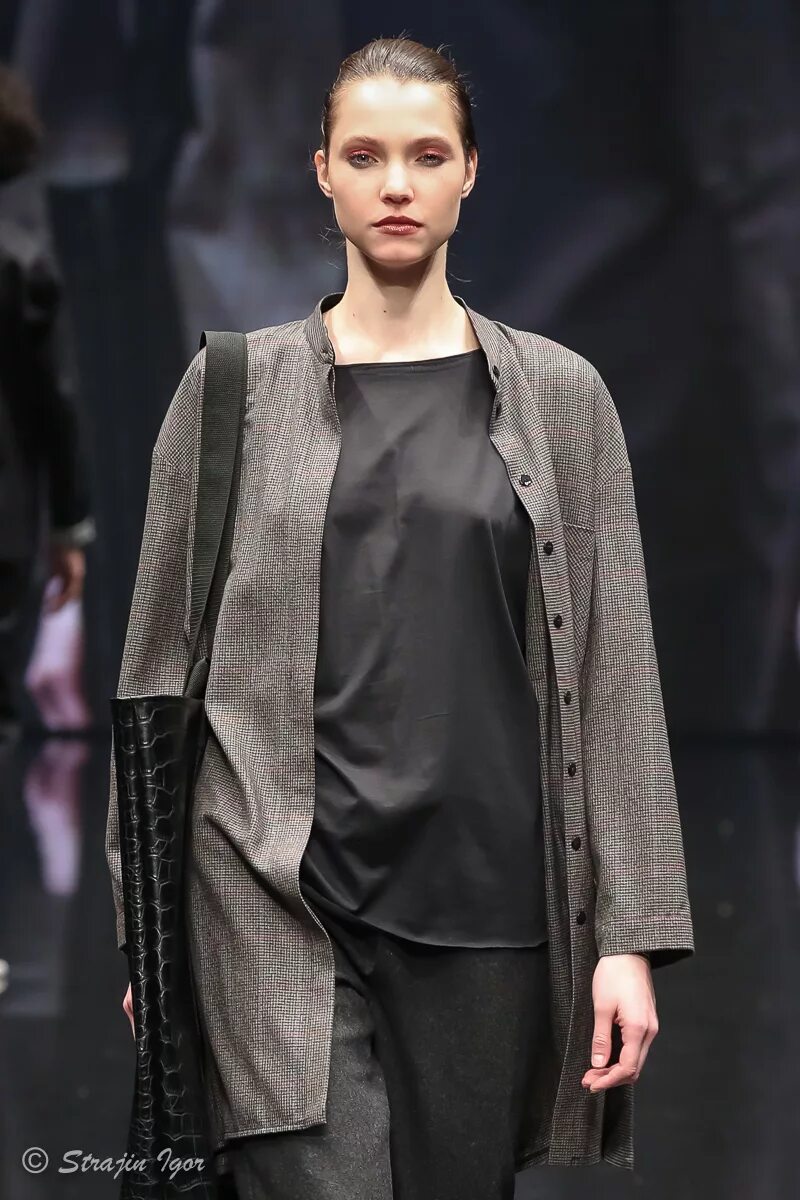 Столешников переулок 7с2 шоурум. Samsoe samsoe одежда. Brier одежда. Brier пальто. Brier одежда.