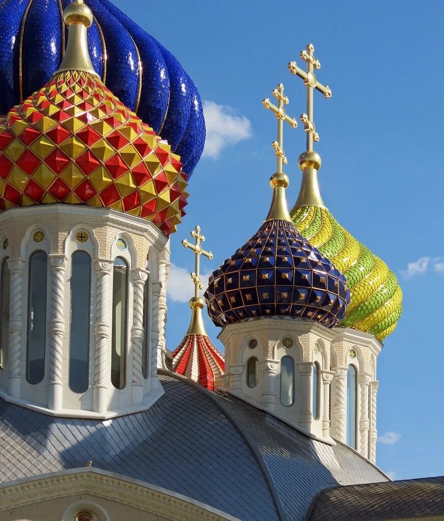 Фото куполов храмов. Храмов Переделкино Игоря Черниговского. Храм Святого благоверного князя Игоря Черниговского. Купола собора князя Игоря Черниговского.