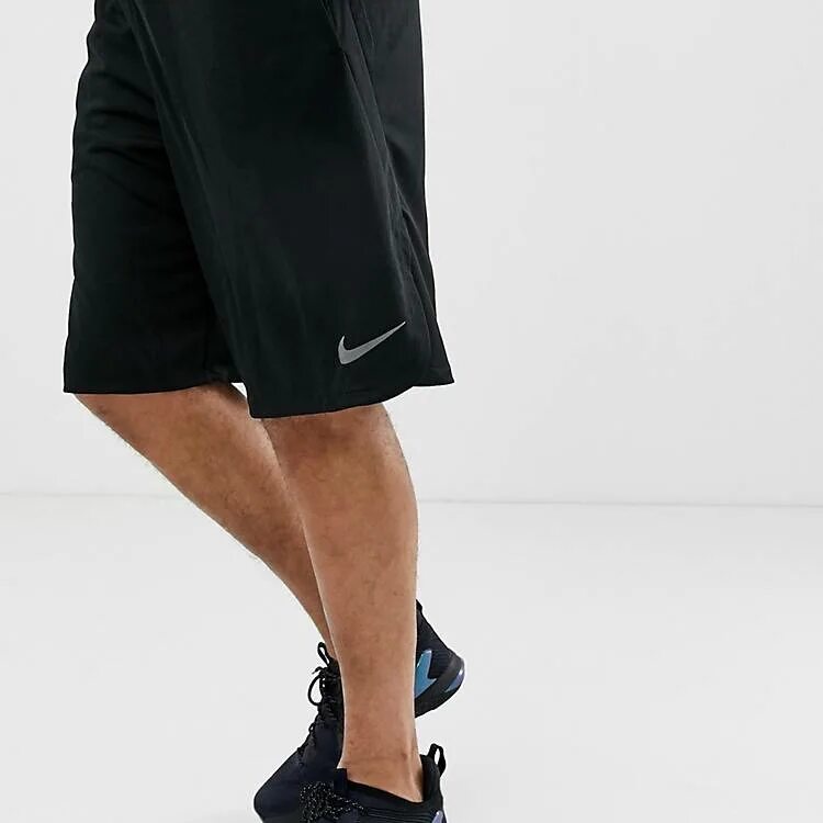 Nike fit шорты. Шорты Nike Standard Fit above Knee length. Шорты Nike Training. Nike Training Dry шорты. Шорты мужские Nike Training Strike 22.