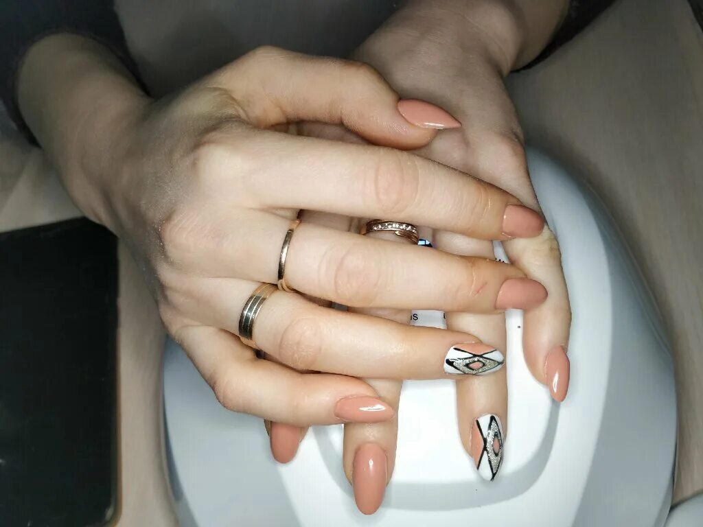 маникюр малаховка